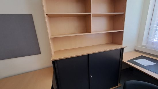 Büroschrank E30