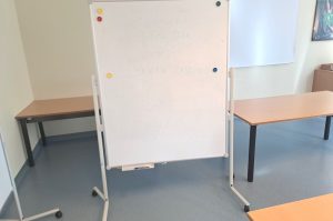 Whiteboard U24