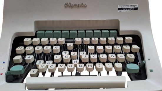 Analoge Schreibmaschine