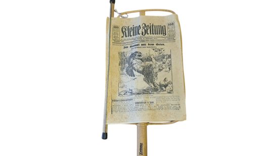 Zeitungshalterung