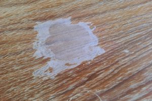 Ausziehbarer Tisch