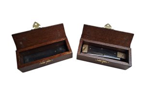Schatullen mit 1 Taschenmesser