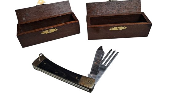 Schatullen mit 1 Taschenmesser
