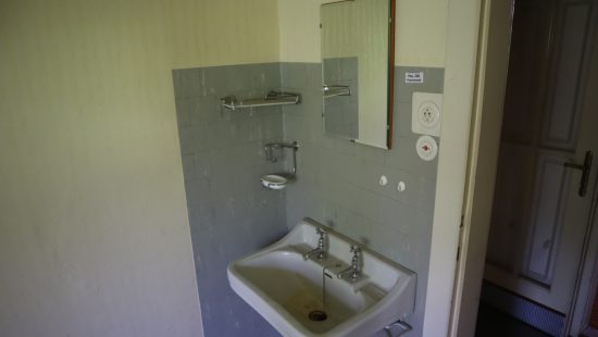 Waschplatz mit Zubehör