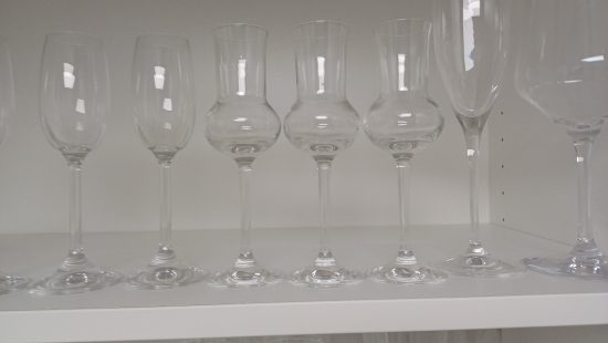 Diverse Gläser K