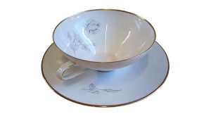 Suppentasse mit Untertasse