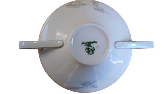 Suppentasse mit Untertasse