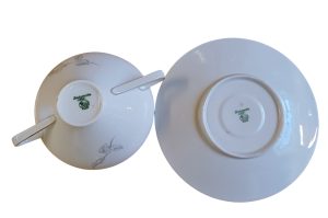 Suppentasse mit Untertasse