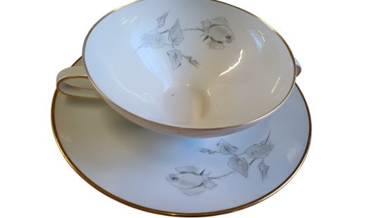 Suppentasse mit Untertasse