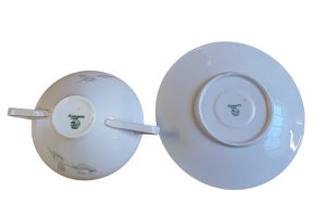 Suppentasse mit Untertasse