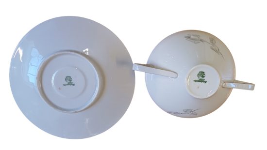 Suppentasse mit Untertasse