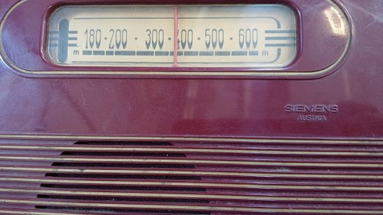 Ausgefallenes Retro Radio