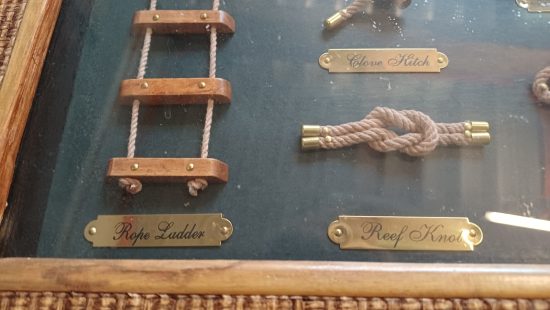 Knotentafel Schaukasten