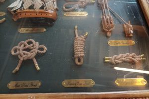 Knotentafel Schaukasten