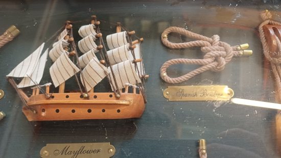 Knotentafel Schaukasten