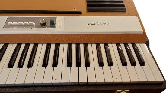 Retro elektronisches Klavier