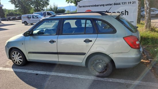 Skoda FIN: TMBFH25JX93184701