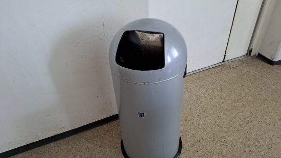 Mülleimer R1