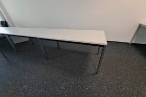 Schreibtisch R10