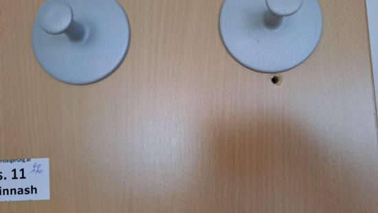 Garderobenwand R1