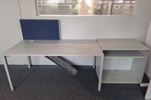 Schreibtischeinheit R6