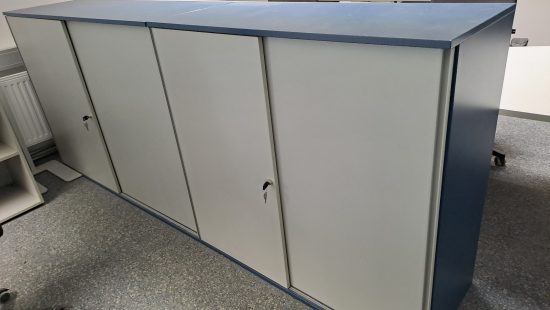 Büroschränke R7