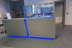 Beleuchtbare Theke