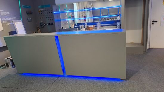 Beleuchtbare Theke