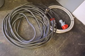 Diverse Kabel LR9 und L