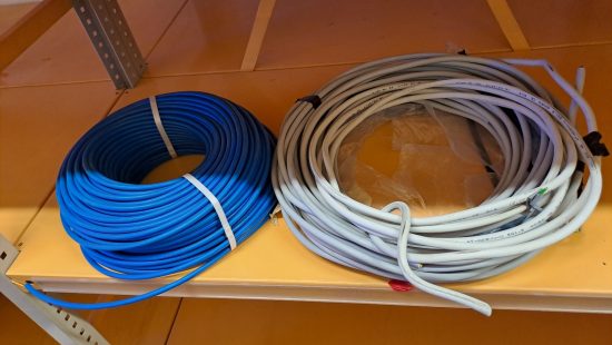 Diverse Kabel LR9 und L