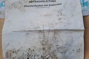 Einzelschaukel mit Kletterteil
