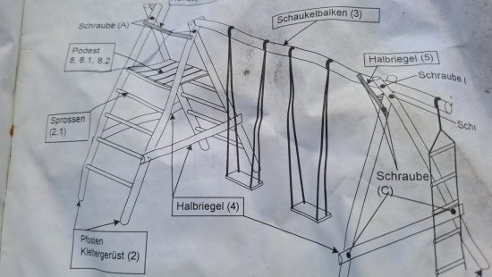 Doppelschaukel mit Klettergerüst