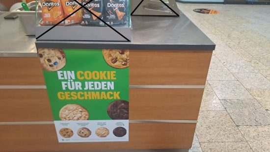 Kühlvitrinenthekenverbau