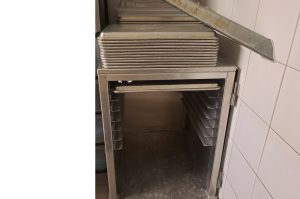 Backbleche inkl Regal