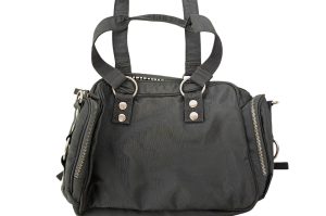 Handtasche