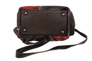 Handtasche