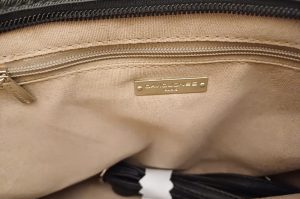 Handtasche