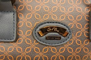 Handtasche