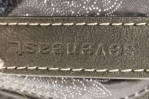 Handtasche