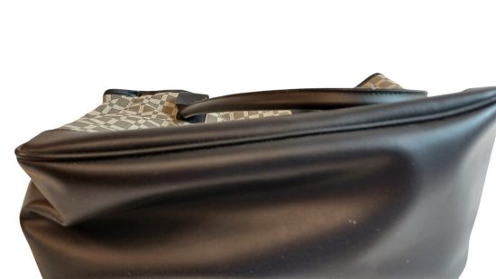Handtasche