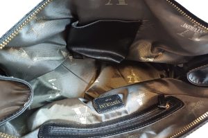 Handtasche