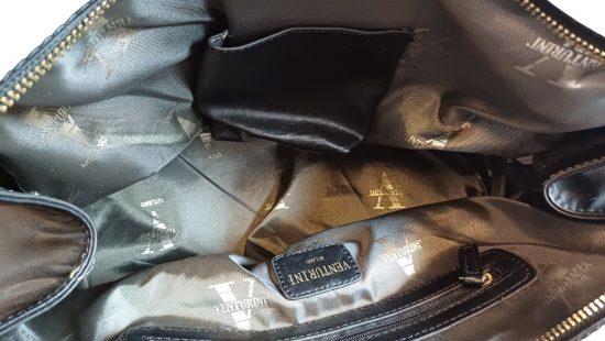 Handtasche