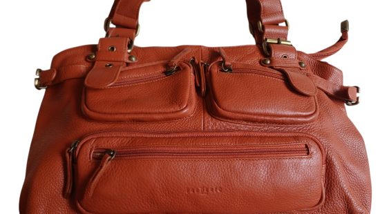 Handtasche