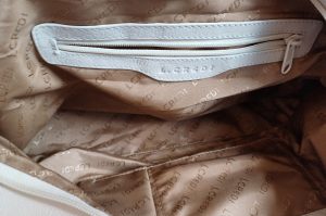 Handtasche