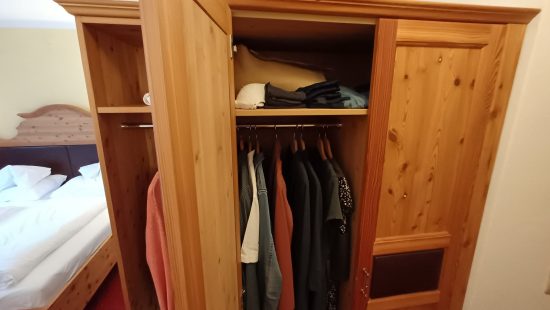 Kleiderschrank Z216