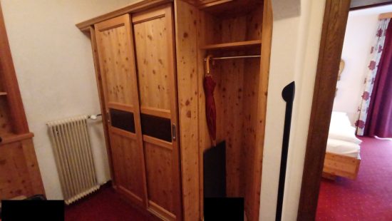 Kleiderschrank Z219