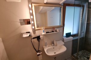 Badezimmerausstattung Z106