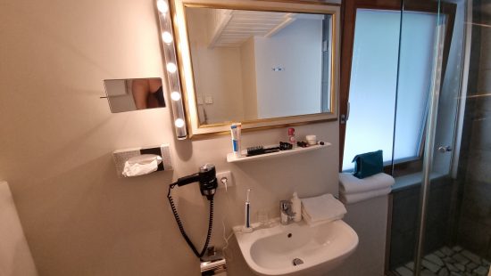 Badezimmerausstattung Z106