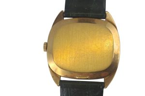 Goldene Herrenarmbanduhr