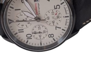 Herrenarmbanduhr
